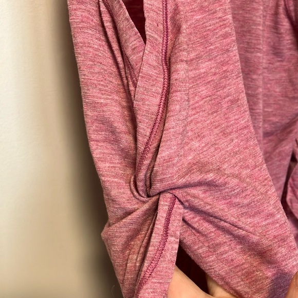 Lululemon Sleeveless V-Neck Top - Picture 4 of 5